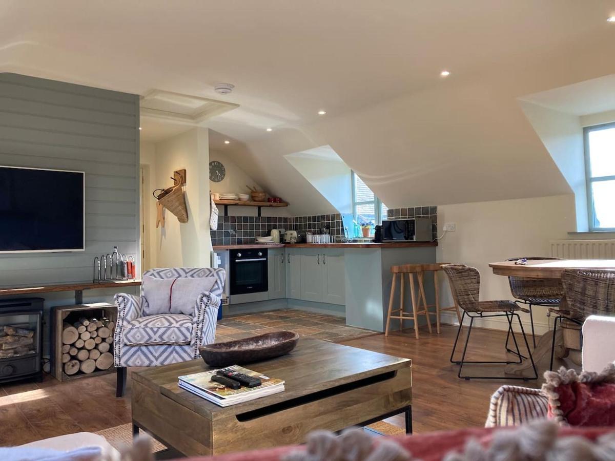 Ferienwohnung Larkham Loft Teffont Magna Exterior foto